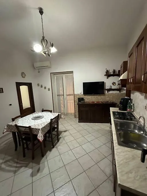 Apartment Casa Lisa Appartamento Centro Storico Naples
